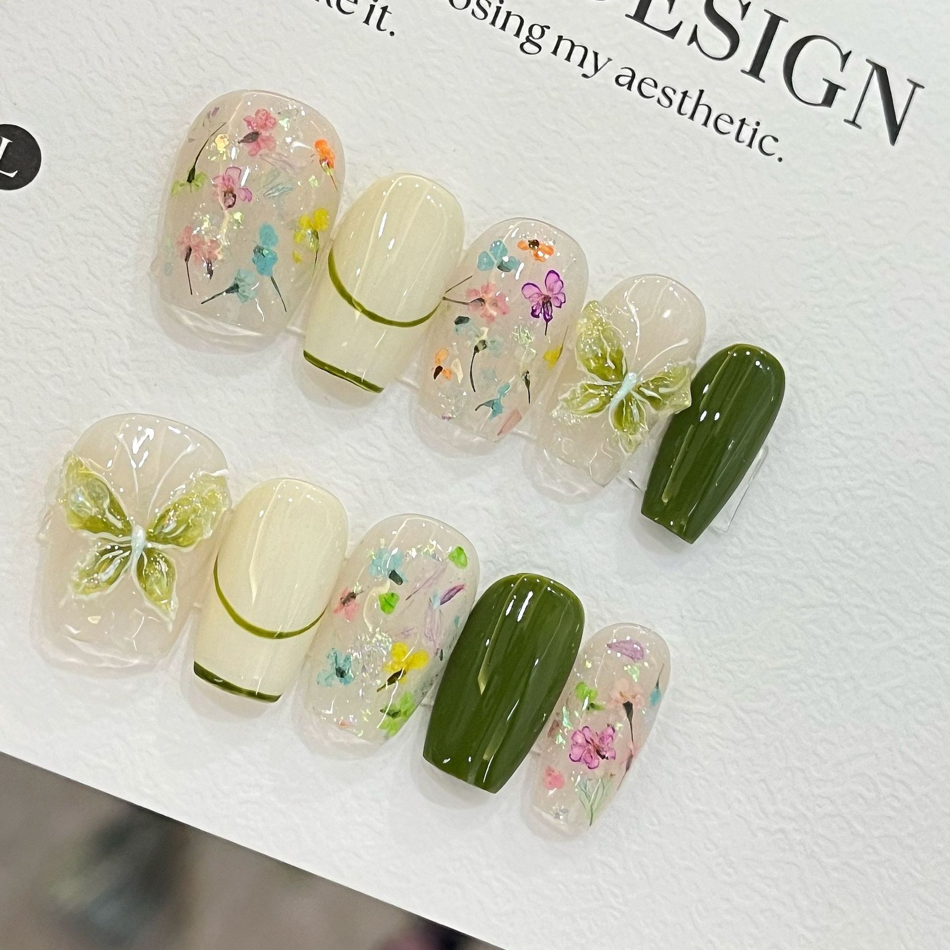 Pressed Flower Art - 10 peças de Unhas Postiças Borboleta