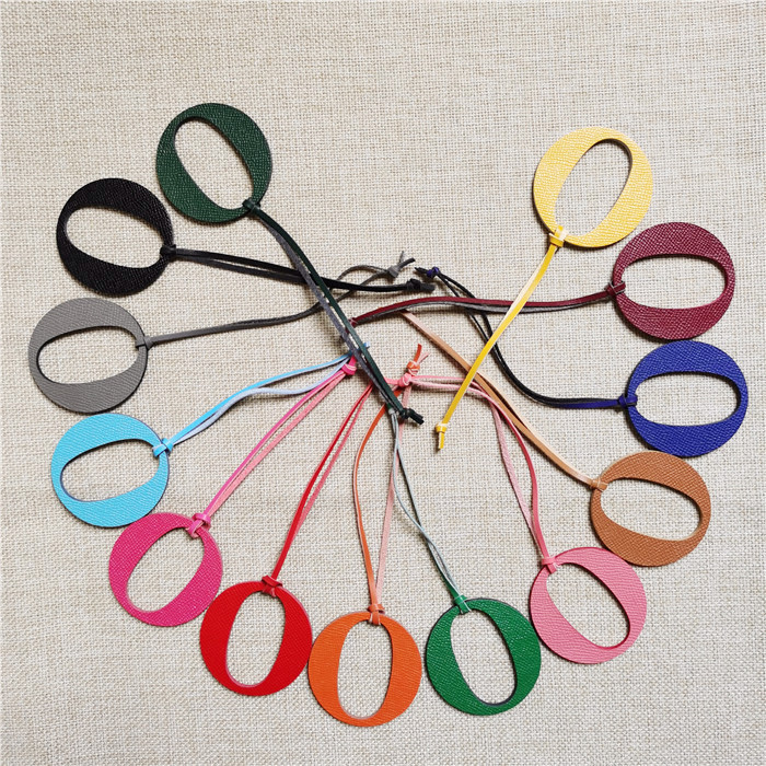 Atacado de luxo genuíno couro  - Monogram Keychain Leather avaliação e preço