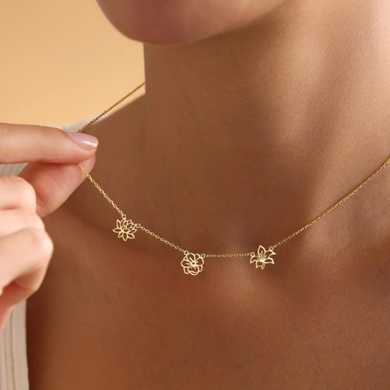 Colar personalizado de flores  - Birth Flower Necklace avaliação e preço