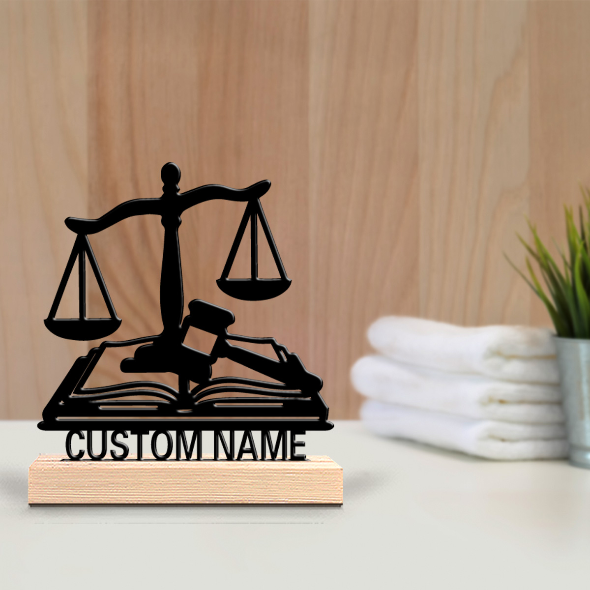 1 peça de arte em metal person - Engraved Wood Frame avaliação e preço