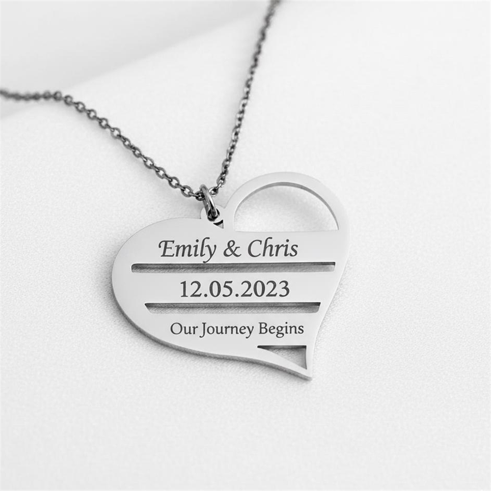 Colar de coração personalizado - Birth Flower Necklace avaliação e preço